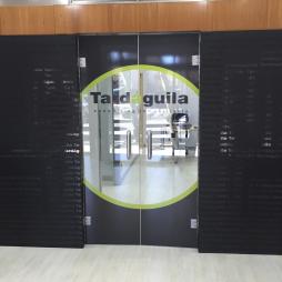 TARDAGUILA INMOBILIARIA, CRISTALERA