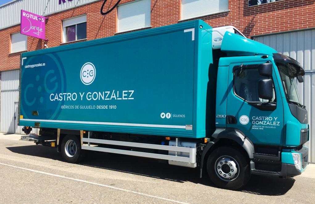 CASTRO Y GONZ�LEZ