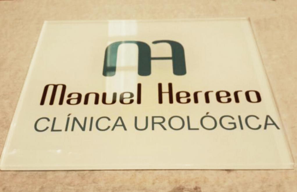 MANUEL HERRERO CLNICA UROLGICA