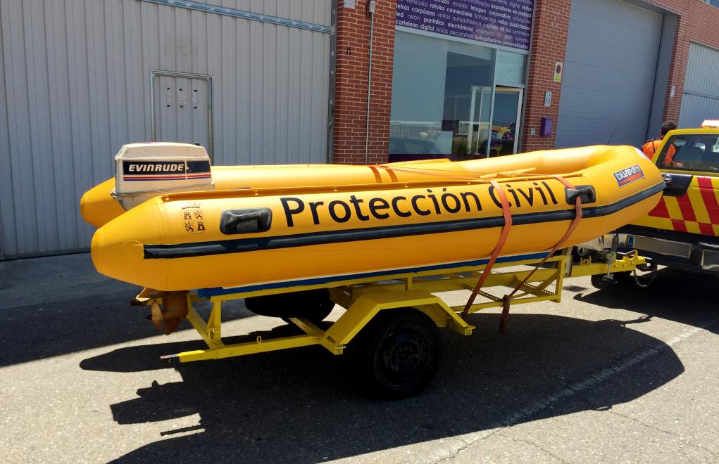 LANCHA PROTECCI�N CIVIL